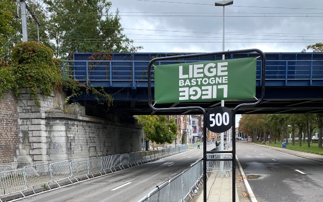 Cartel llegada Lieja-Bastogne-Lieja