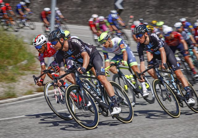 bajadas ciclismo profesional