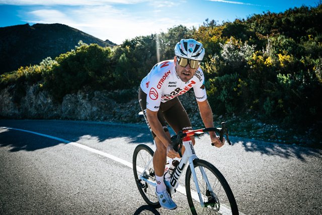 Van avermaet vacuna