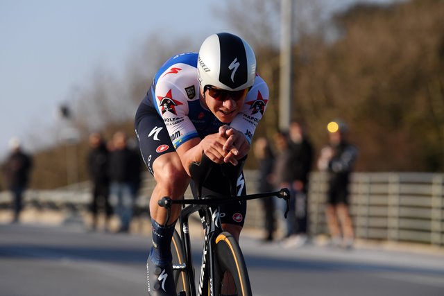 Aerodinamica ciclismo casco