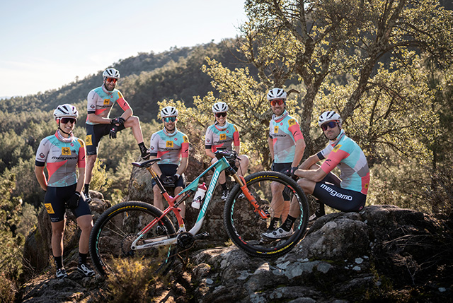 BUFF-MEGAMO MTB
