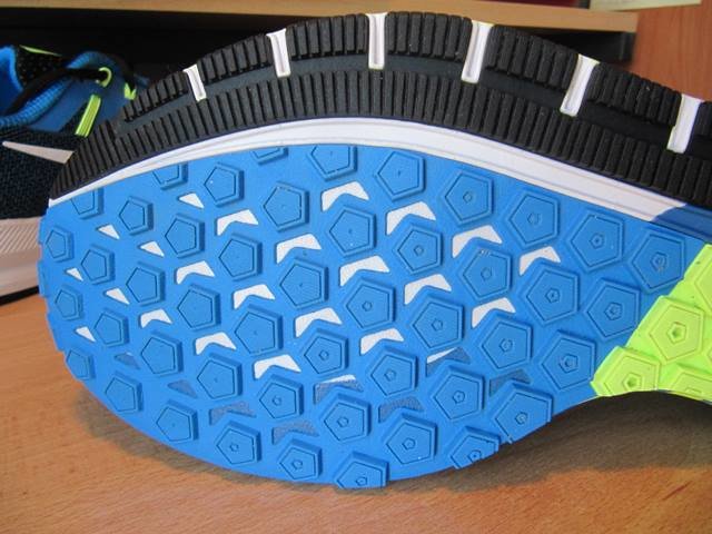 nike-structure-20-010