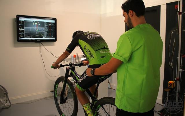 observación de biomecanica ciclismo 