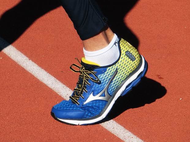 mizuno wawe rider 18 precio