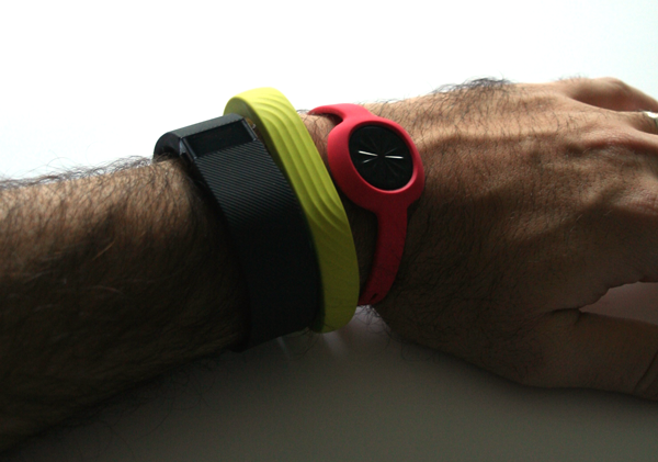 comparativa fitbit charge jawbone
