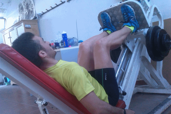 rutina prensa piernas gimnasio