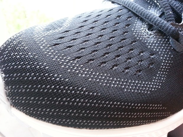 Nike Air Zoom Vomero 11 mujer