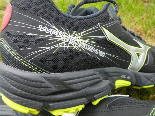 Mizuno Wave Kien 2 comparativa