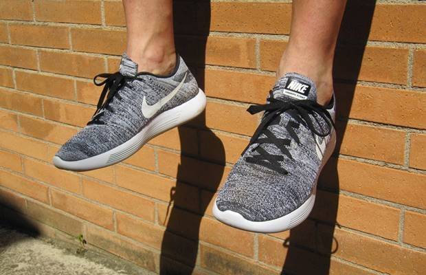 Nike LunarEpic Flyknit Low - 010
