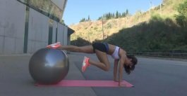 knee tucks simple leg