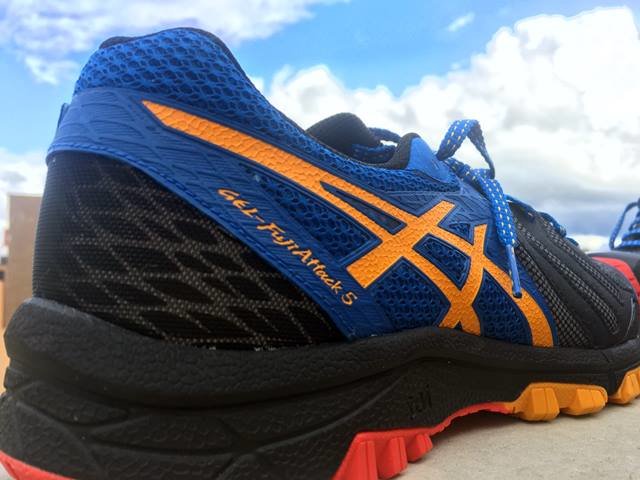 ASICS Gel Fuji Attack 5 para mujer