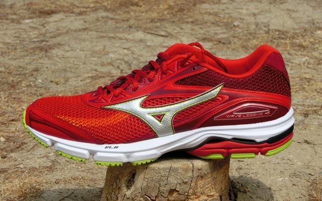 Review Mizuno Wave Legend 4