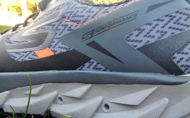 skechers-gotrail-ultra-3-005