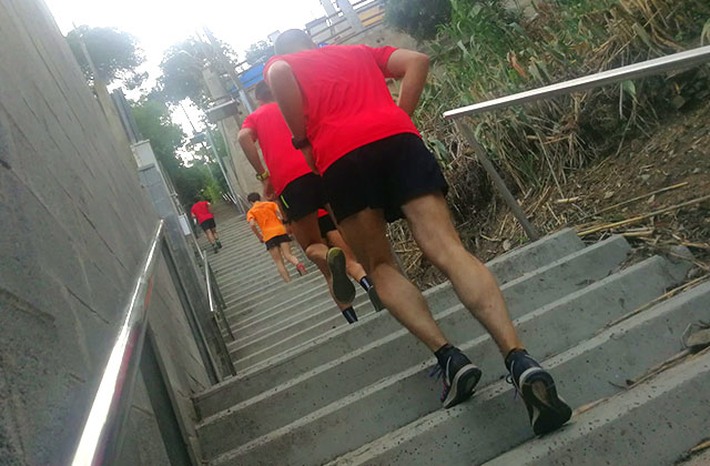 subir escaleras
