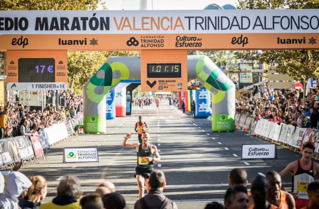 Toni Abadía, a su llegada en Valencia