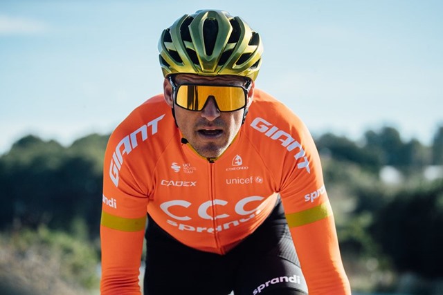 ccc team maillot etxeondo