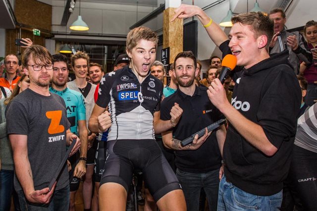 ciclismo zwift rodillo