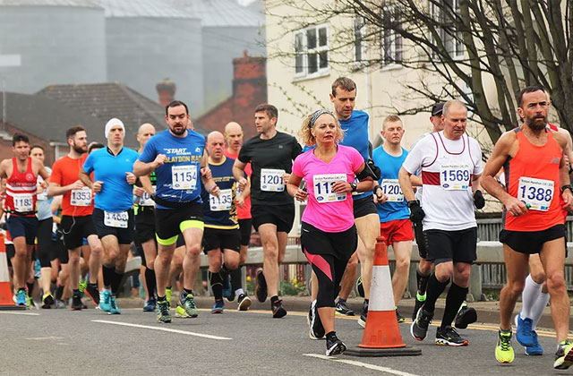 Imagen del Maratón de Boston en Inglaterra