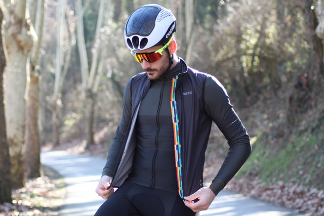 portada ropa para ciclismo tactic
