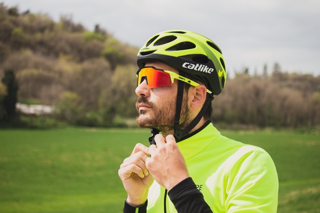 casco catlike vento