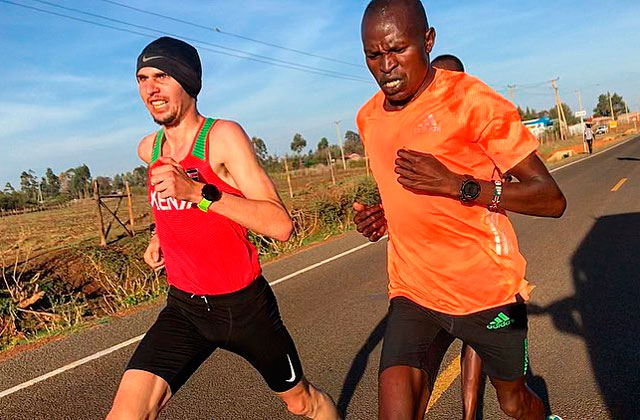Julien Wanders, entrenando en Kenia