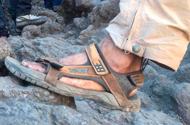 Las sandalias de Greg son legendarias