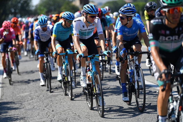 Giro de italia baja