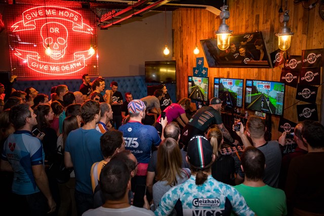 Mundial de ciclismo en zwift virtual