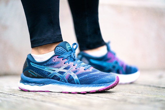asics nimbus 23