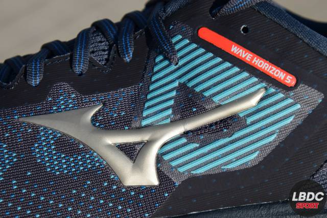 Mizuno Wave Horizon 5