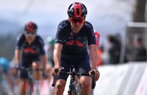 Tom Pidcock caida clavícula recuperación