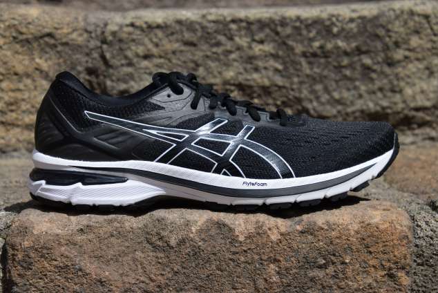 ASICS GT-2000 9 review