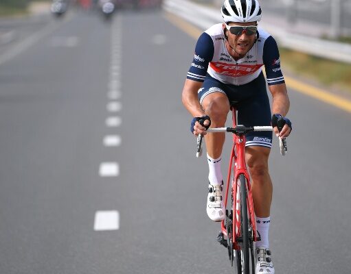 Will Clarke Australia granjero retirada ovejas Giro La Vuelta