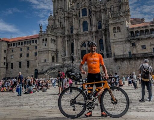 Luis Ángel Maté bikepacking La Vuelta