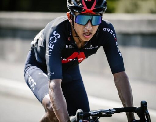 egan bernal renovacion ineos 2026