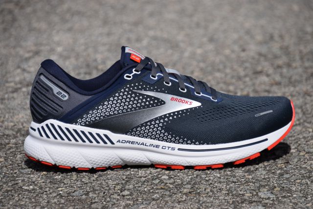 brooks adrenaline gts 22
