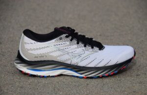 mizuno wave rider 26