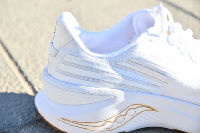Saucony Endorphin Shift 3 review