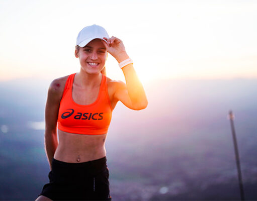 sara alonso ficha por ASICS