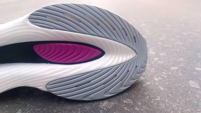 New Balance FuelCell SuperComp Elite v3