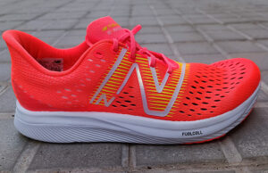 New Balance FuelCell SuperComp Pacer