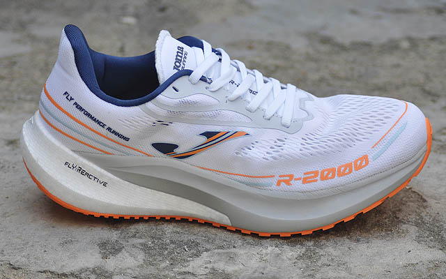 Joma R.2000