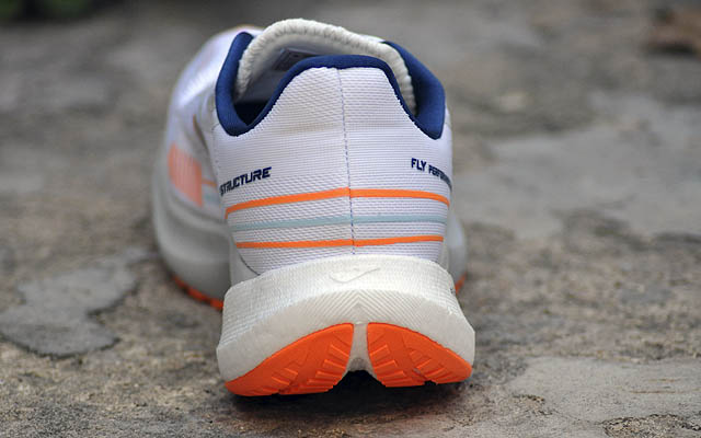 Joma R.2000