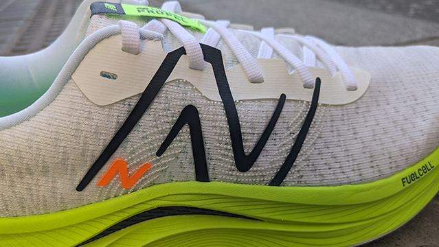 review zapatilla NB propel v4