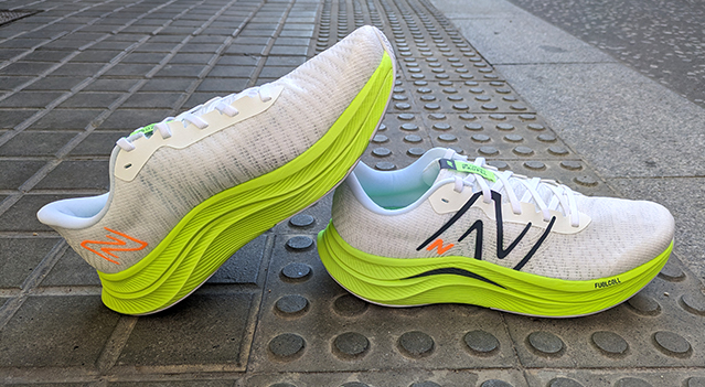 review zapatilla NB propel v4