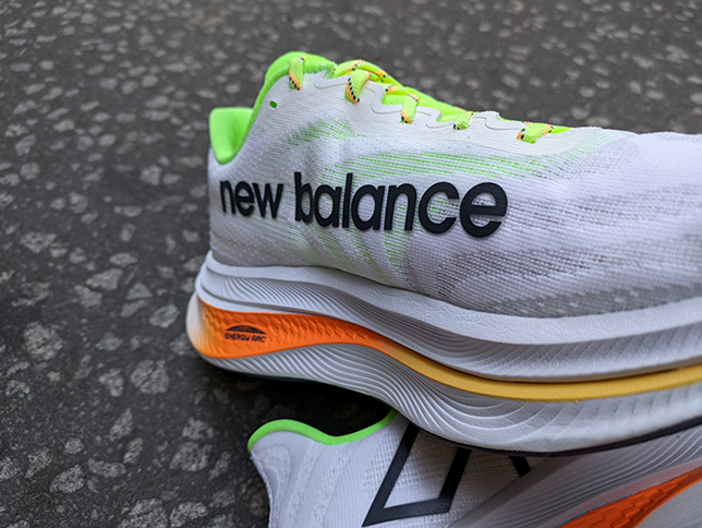 New Balance FuelCell SuperComp Trainer v2