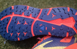 Review Brooks Divide 4