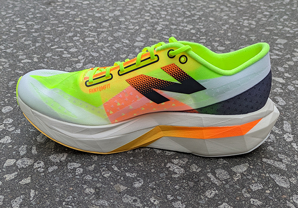 Análisis zapatilla de running New Balance FuelCell SuperComp Elite v4