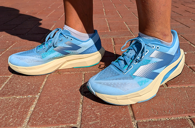review New Balance Fuelcell Rebel v4
