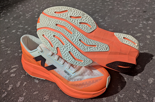 review New Balance Fuelcell Rebel v4